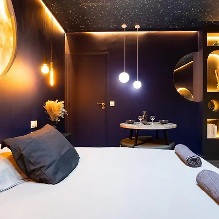Apartment - To The Moon And Back *