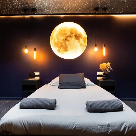 Apartment - To The Moon And Back *